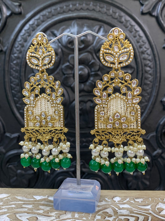 Alexa kundan statement earring white/gold/pearl/emerald green