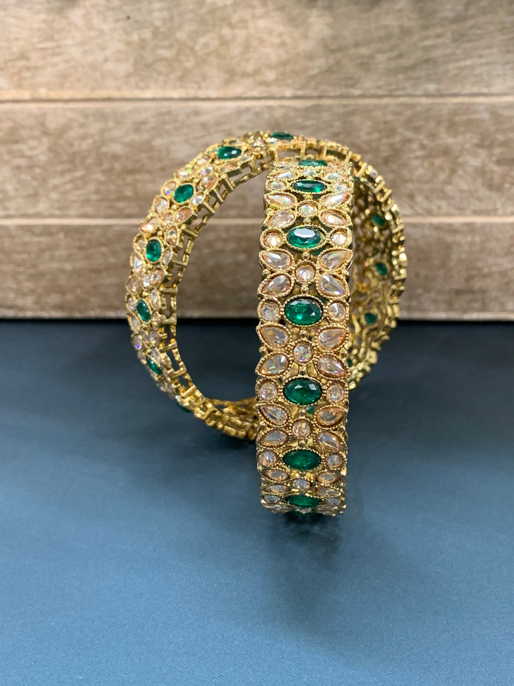 Sukhi polki bangle / kada / Kangan / bala in emerald green