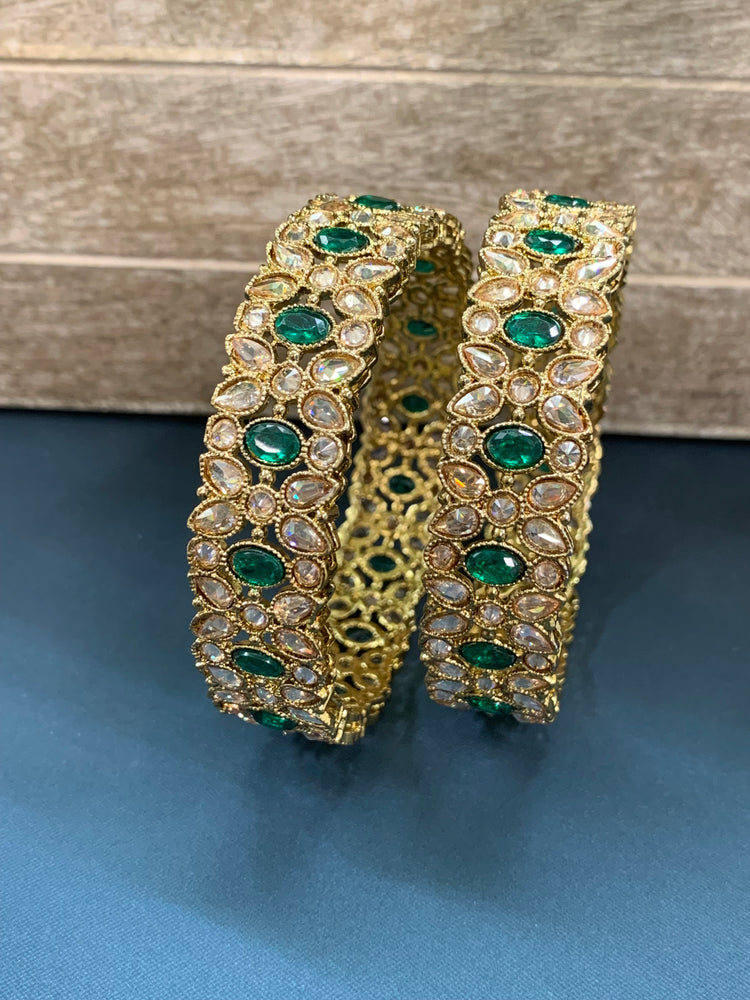 Sukhi polki bangle / kada / Kangan / bala in emerald green