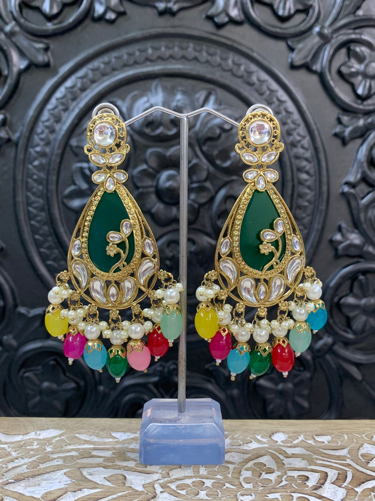 Salma kundan statement earring multi/green center