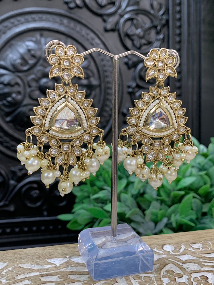 Avery small to medium kundan earring gold/ pearl/ white