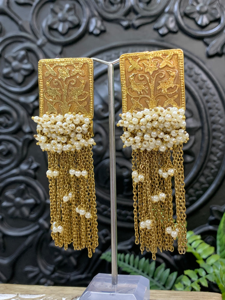 Arora Meena earring antique gold khaki brown