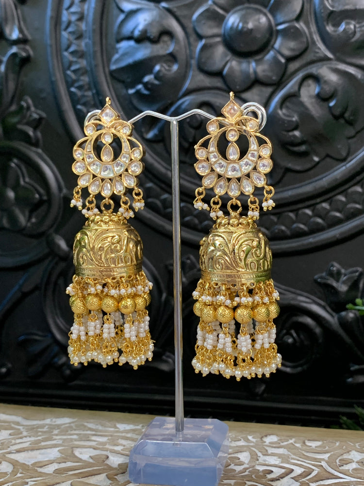 Bella moissanite kundan jhumki earring gold/pearl