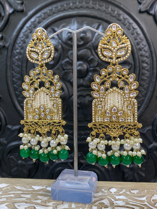 Alexa kundan statement earring white/gold/pearl/emerald green