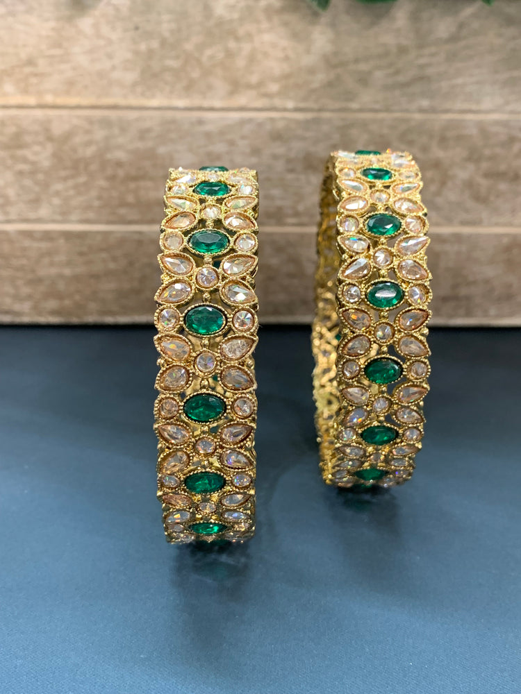 Sukhi polki bangle / kada / Kangan / bala in emerald green