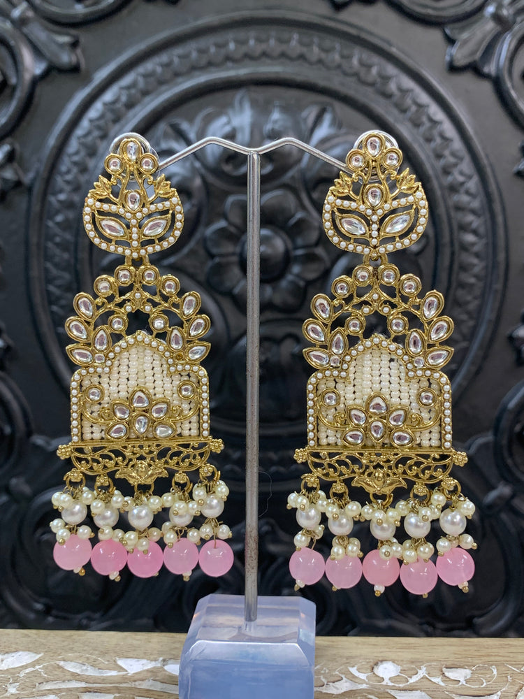 Alexa kundan statement earring white/gold/pearl/pastel pink