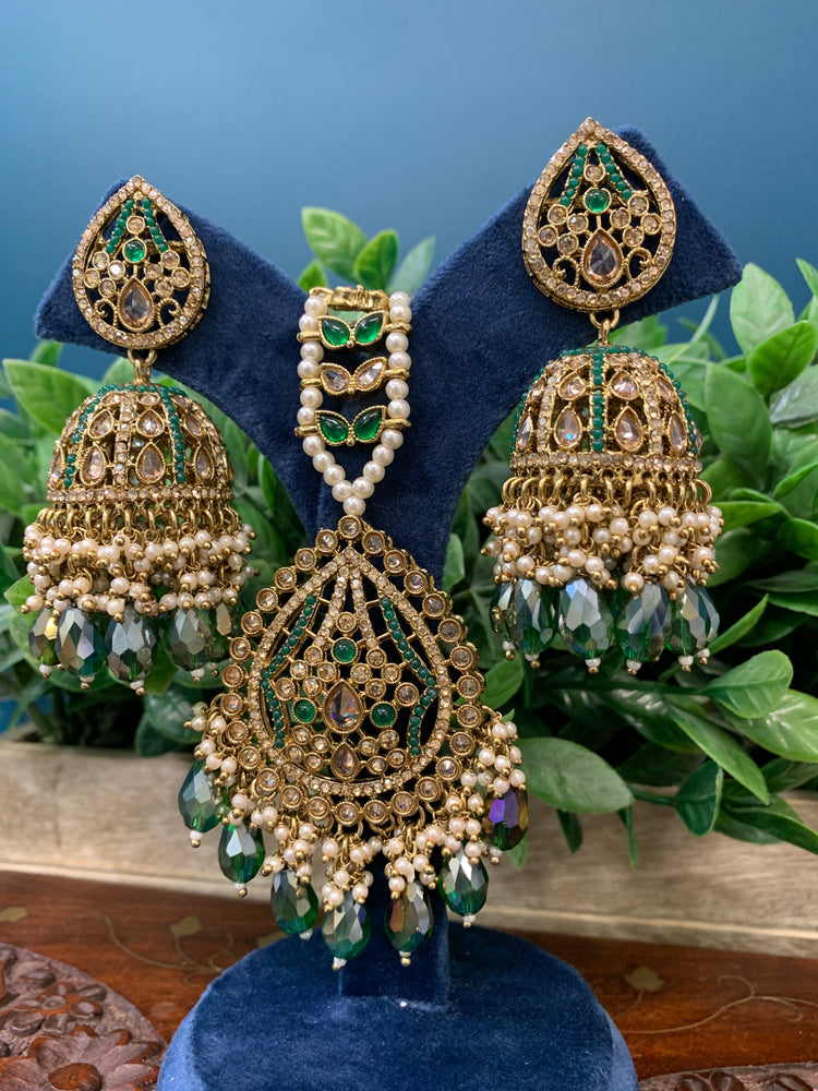 Savana Jhumka/ jhumki tikka set in antique / gold