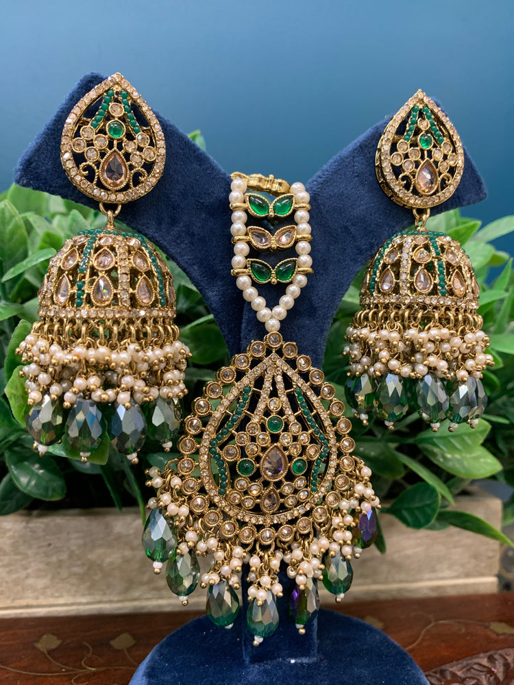 Savana Jhumka/ jhumki tikka set in antique / gold