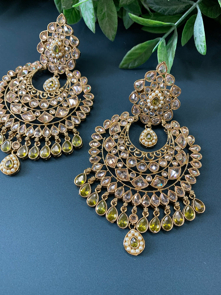 Mahi polki Chandbali earring mahendi / olive