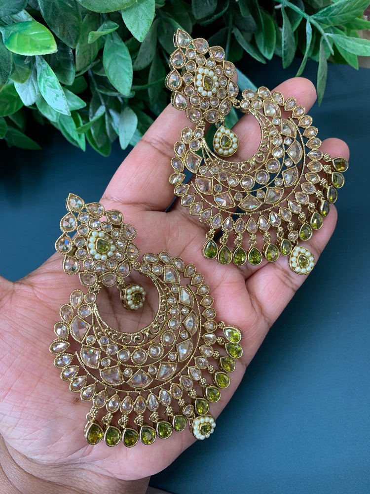 Mahi polki Chandbali earring mahendi / olive