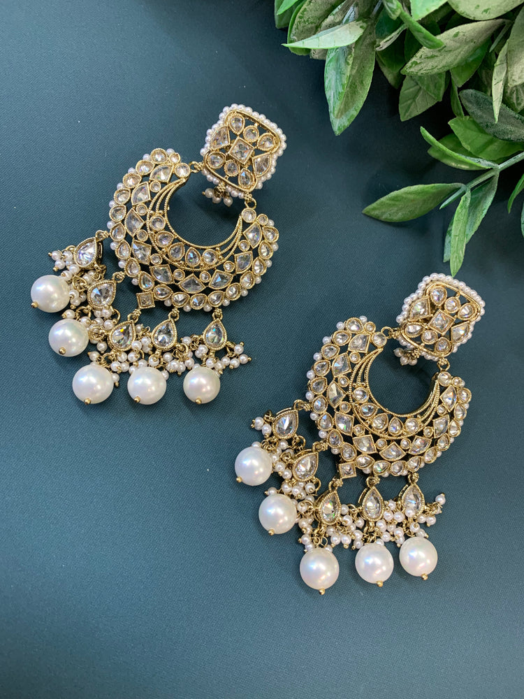 Hania polki Chandbali earring clear polki/ white pearl