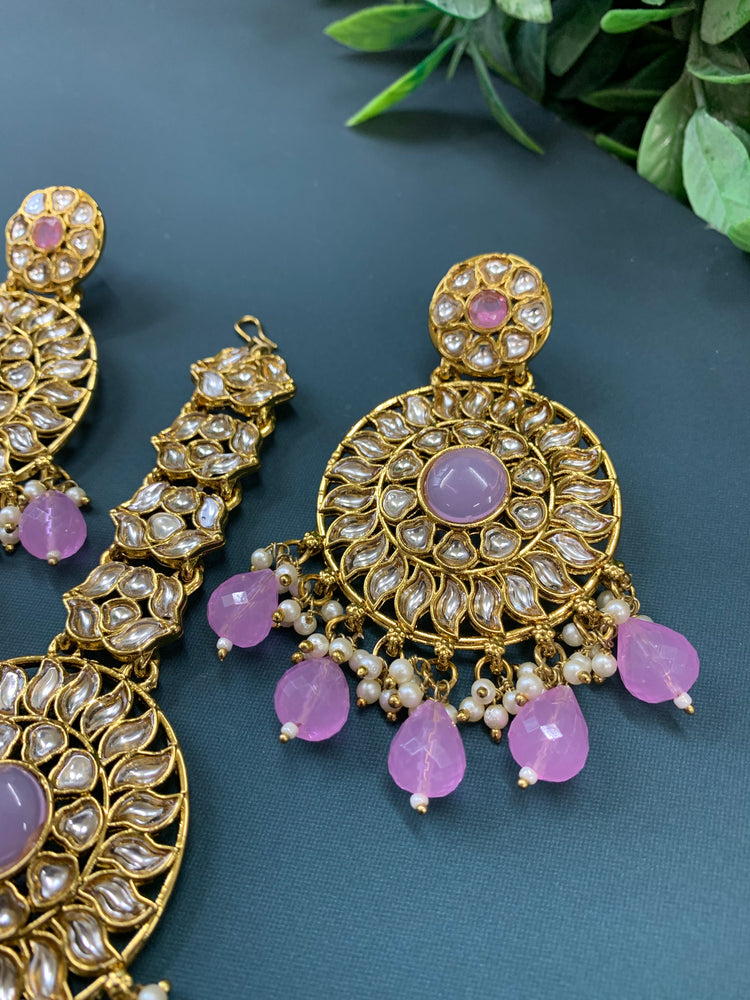 Aayrah kundan earring tikka set lavender