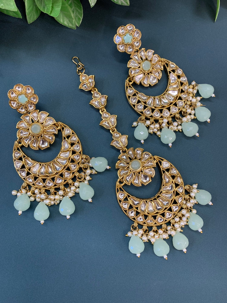 Manjot kundan earring tikka set mint green