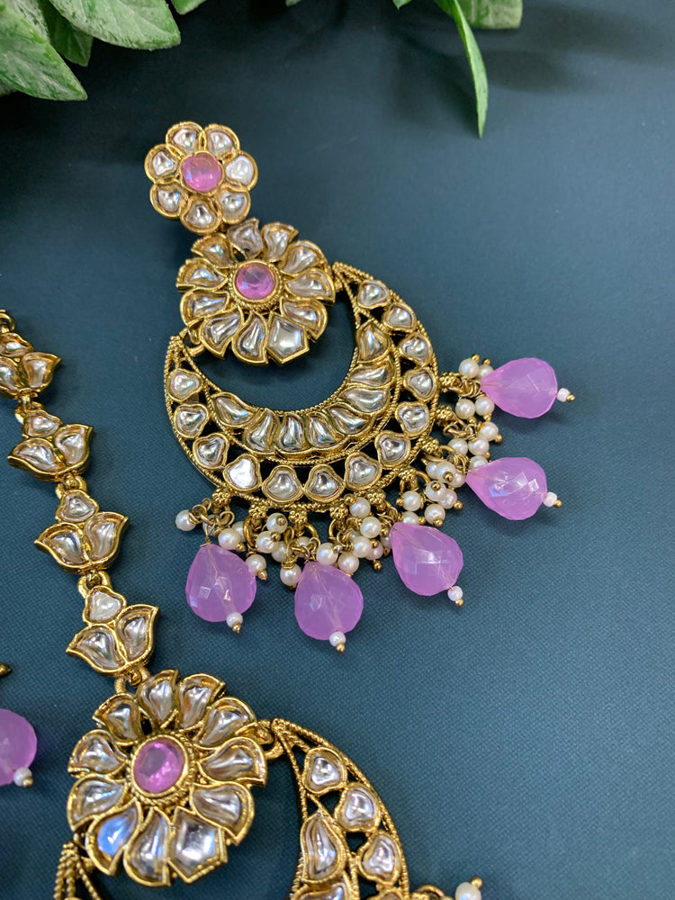 Manjot  kundan earring tikka set lavender/lilac