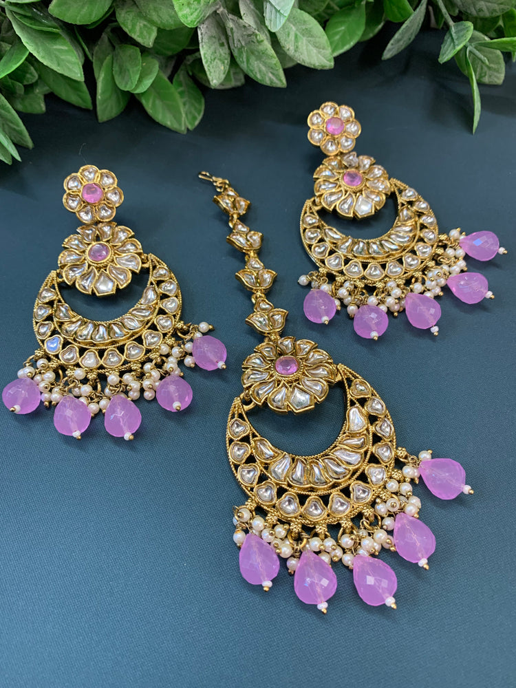 Manjot  kundan earring tikka set lavender/lilac