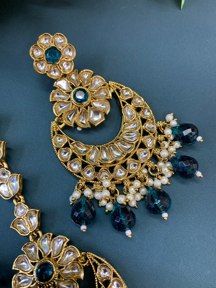 Manjot kundan earring tikka set peacock / teal