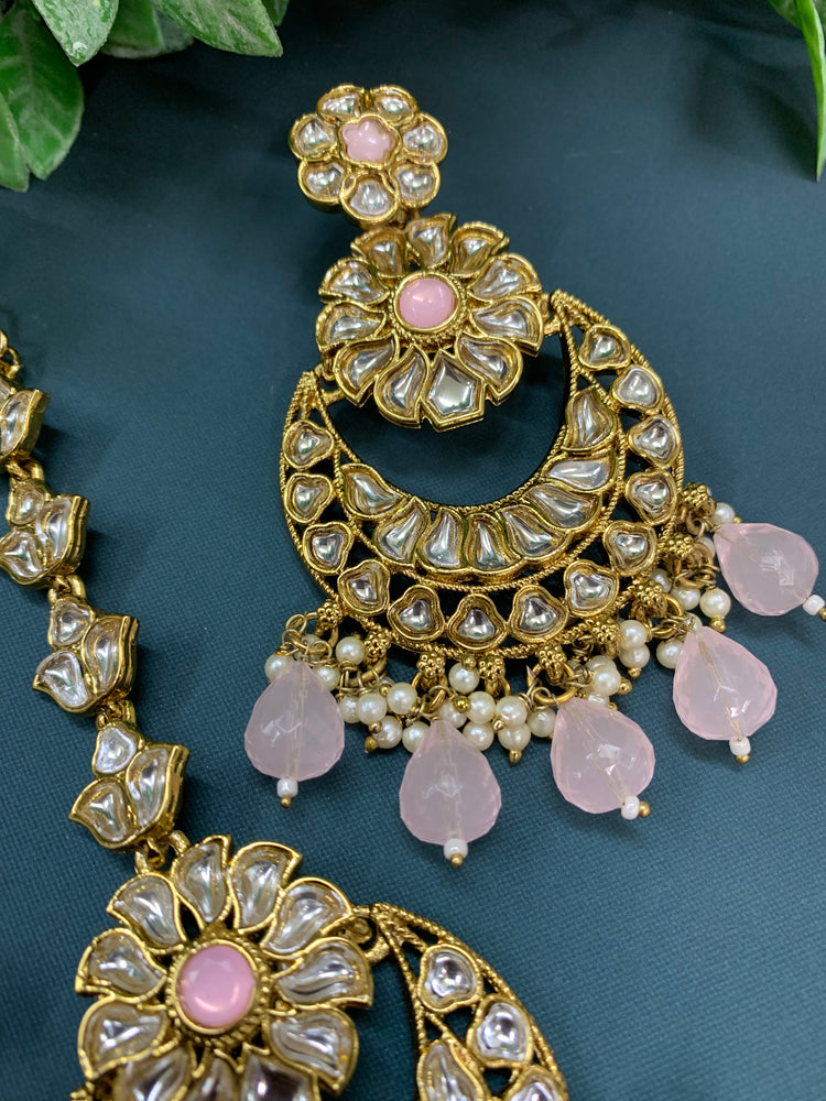 Manjot kundan earring tikka set blush pink