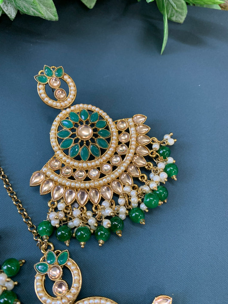 Madison chadbali earring tikka set emerald green