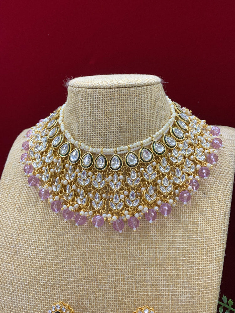 Roshni  kundan necklace in lavender / lilac