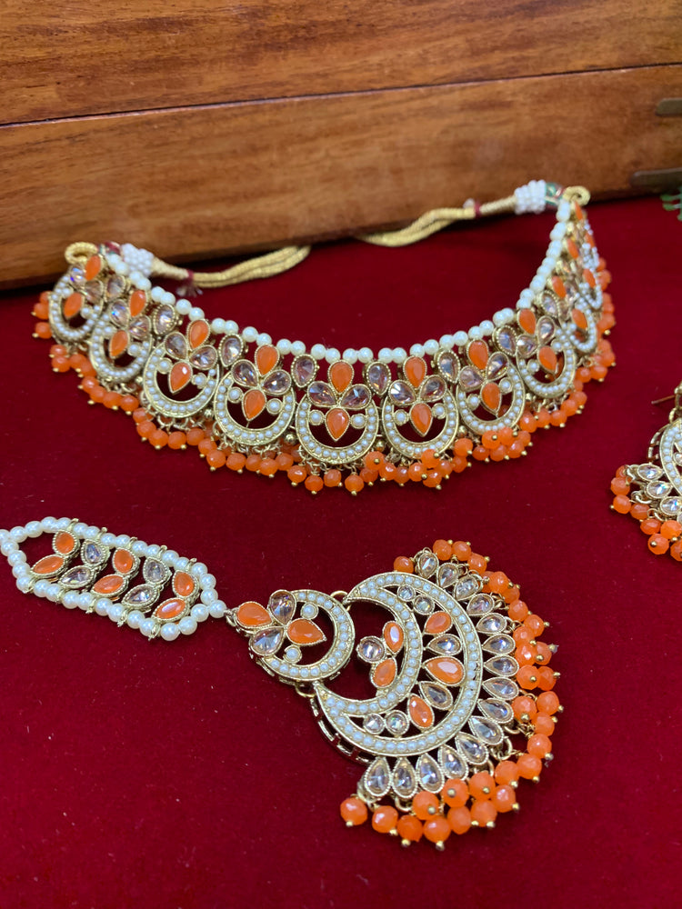 Azu polki necklace in orange