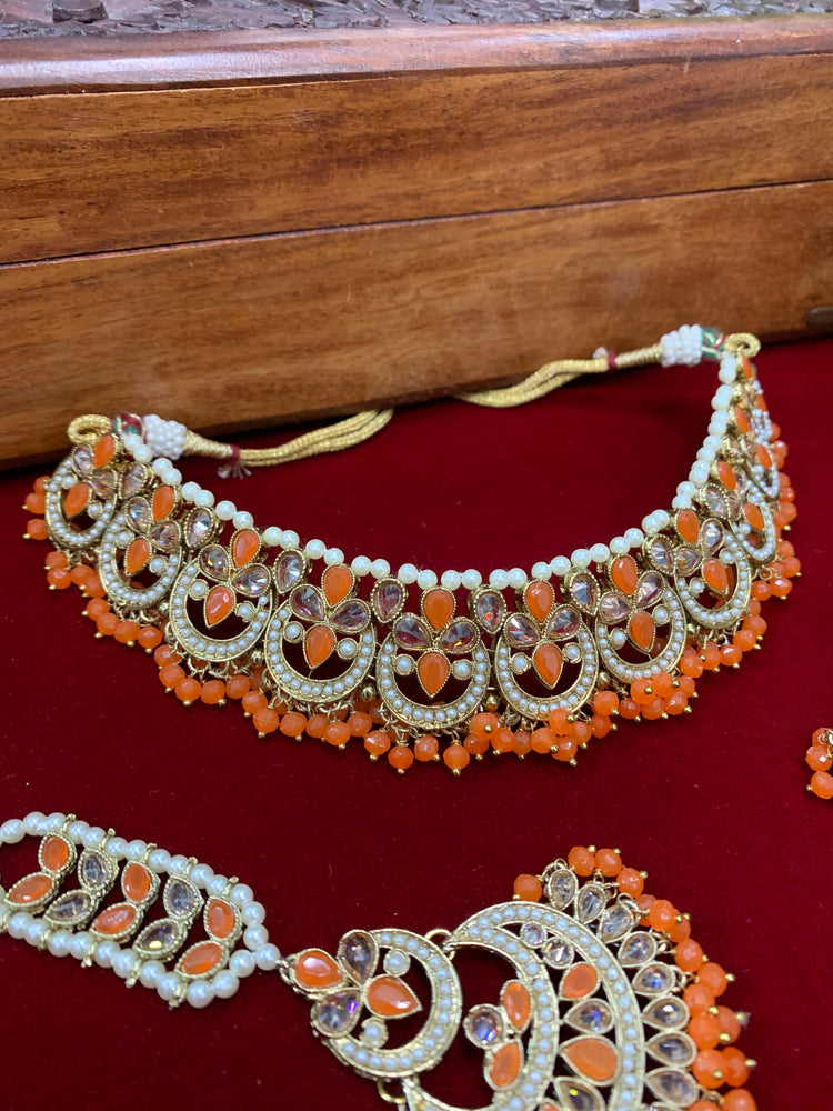 Azu polki necklace in orange