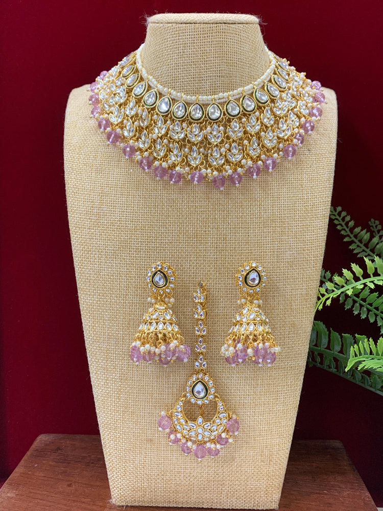 Roshni  kundan necklace in lavender / lilac