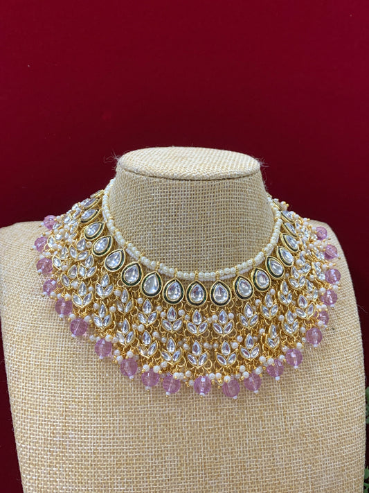 Roshni  kundan necklace in lavender / lilac