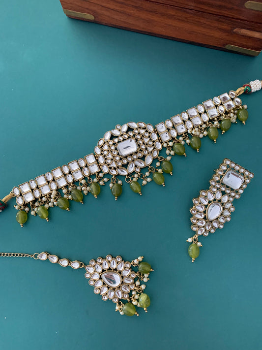 Sadiya kundan choker set in mahendi green