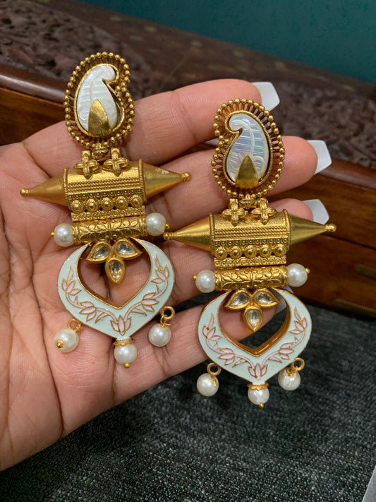 Amrapali kundan earring Jaya