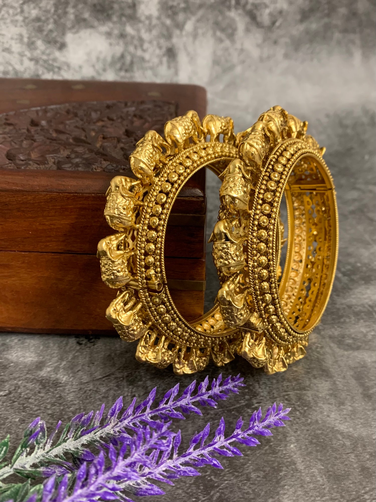 Amazon.com: Wonder Care Shiv Bracelet Cuff Kada for men| Lord Shiva Bahubali  Brass Bracelet for men| Religious Brass Shiv kada | Free size Bracelet For  Mahashivratri | Mahadev Bracelet: Clothing, Shoes &