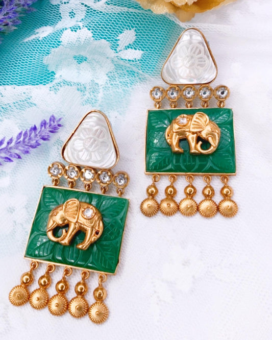Amrapali earring “Royal love”