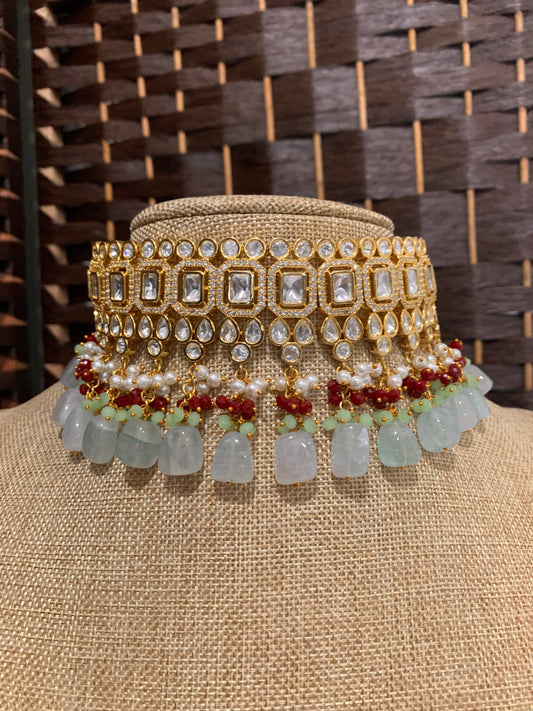 Tyanni kundan choker karan