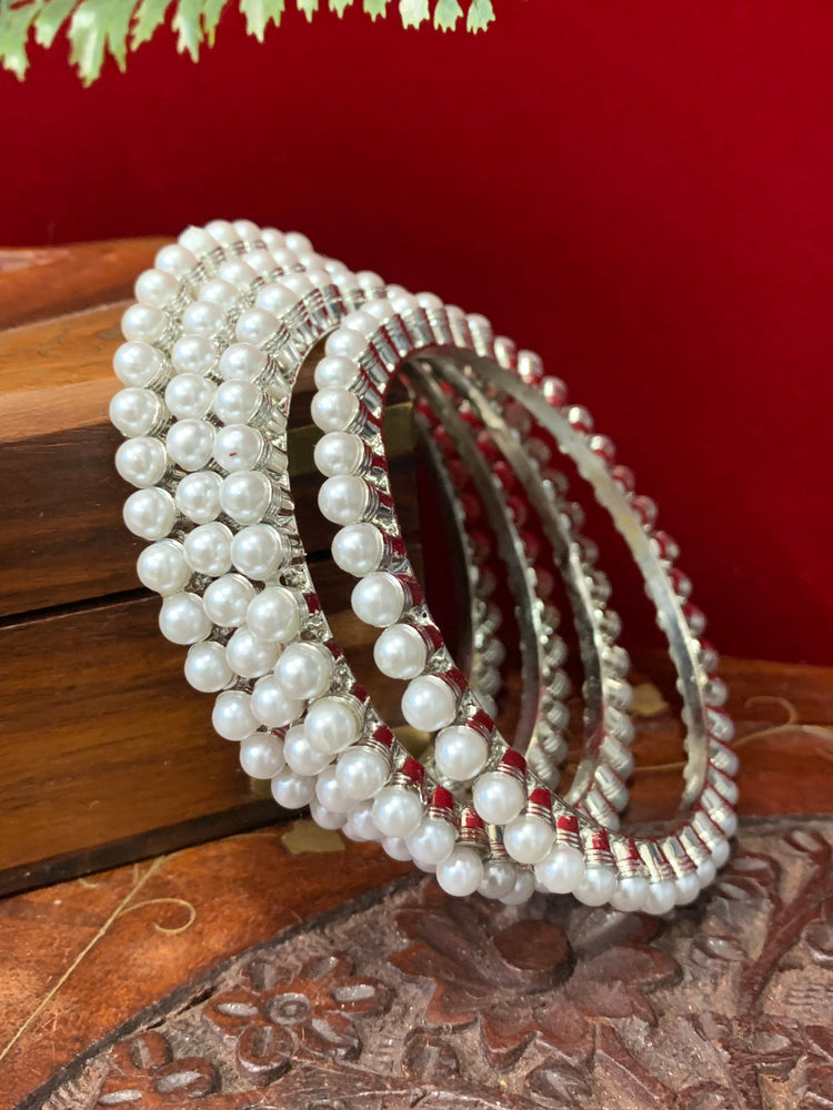 Silver white Pearl bangle set of 4
