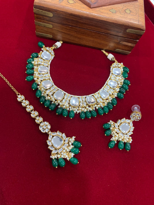 Kundan necklace set in Emerald green