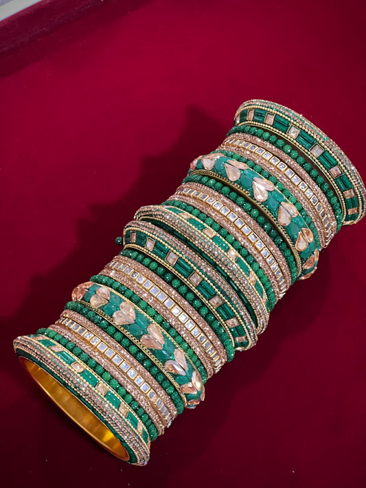 Emerald green Kundan bangle set “Shanaya”