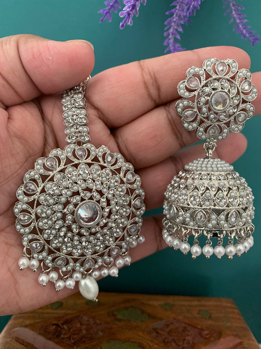 Priya jhumki earring and tikka silver