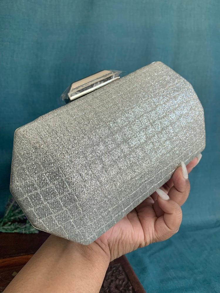 Women handbag/clutch silver