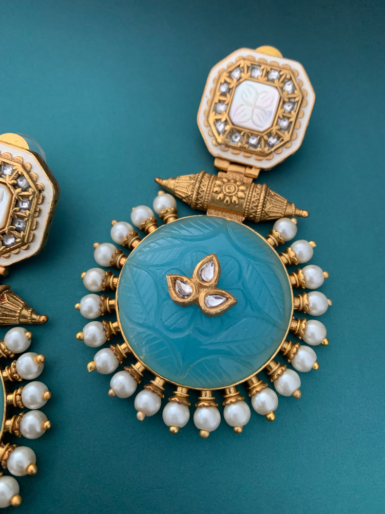 Amrapali earring billi eillish