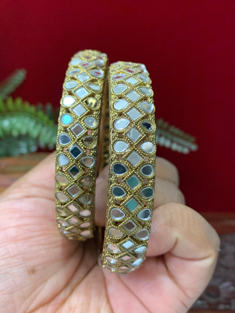 Mirror bangles / pachili kada