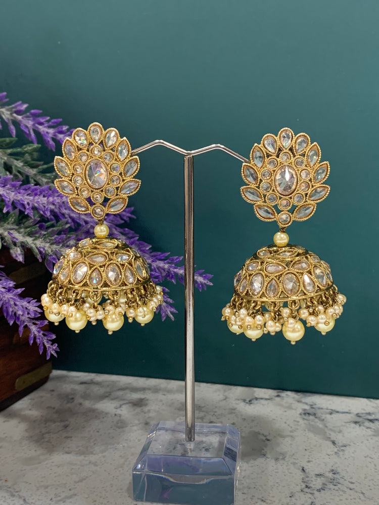 Suzii Small jhumki earring