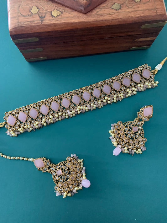 Nikki polki choker in pink