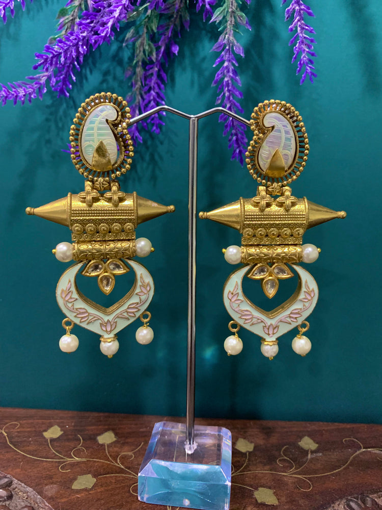 Amrapali kundan earring Jaya