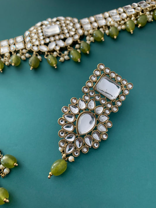 Sadiya kundan choker set in mahendi green