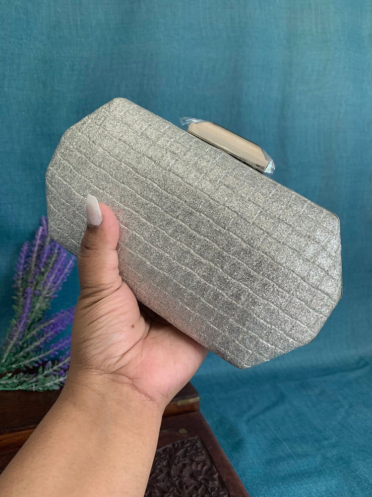 Women handbag/clutch silver