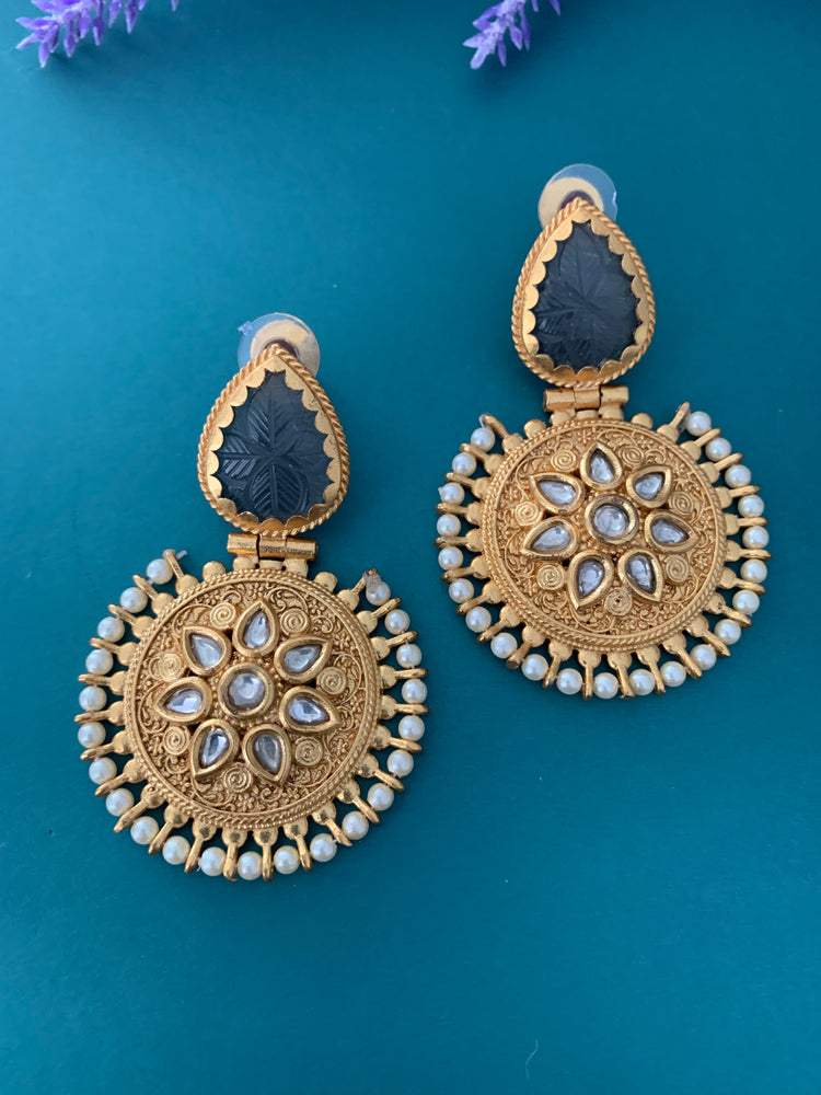 Amrapali kundan earring priyanka