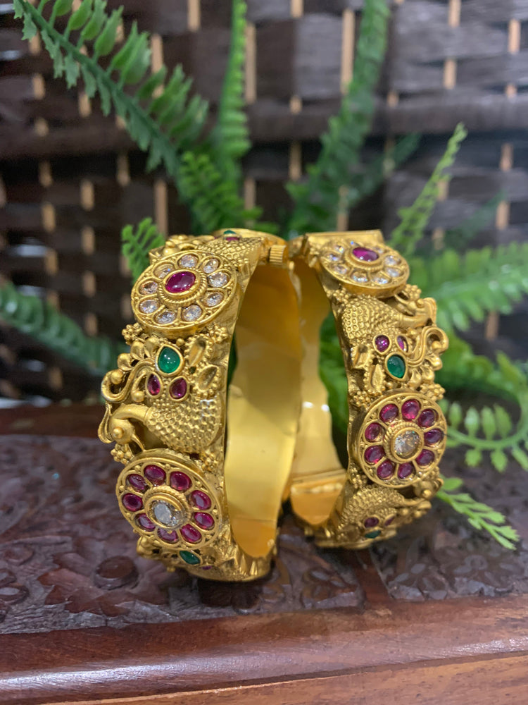 Temple style bangle in matte gold