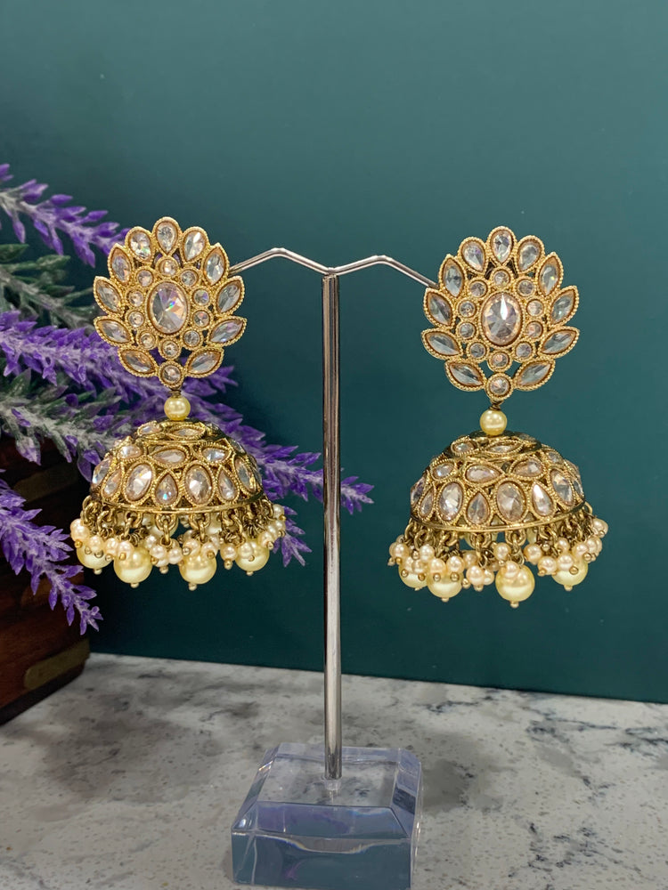 Suzii Small jhumki earring