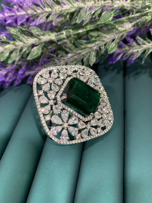 American diamond ring silver / emerald green