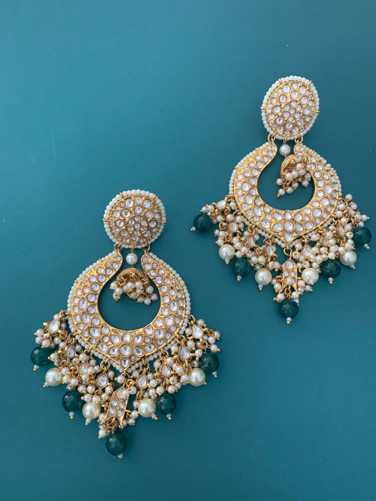 Mara tyanni kundan earring