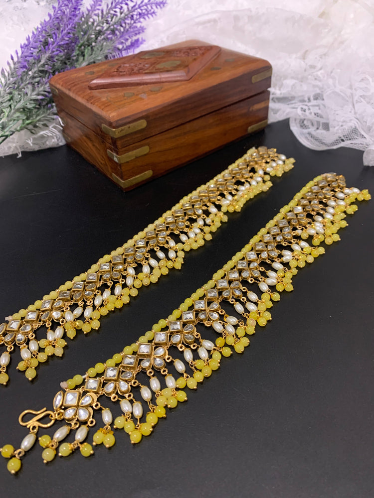 Kundan Anklet with bead work.